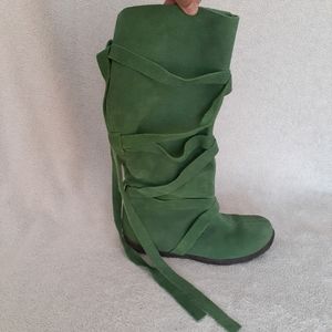 Green Huntsman-style Knee High Boots - Size 9.5